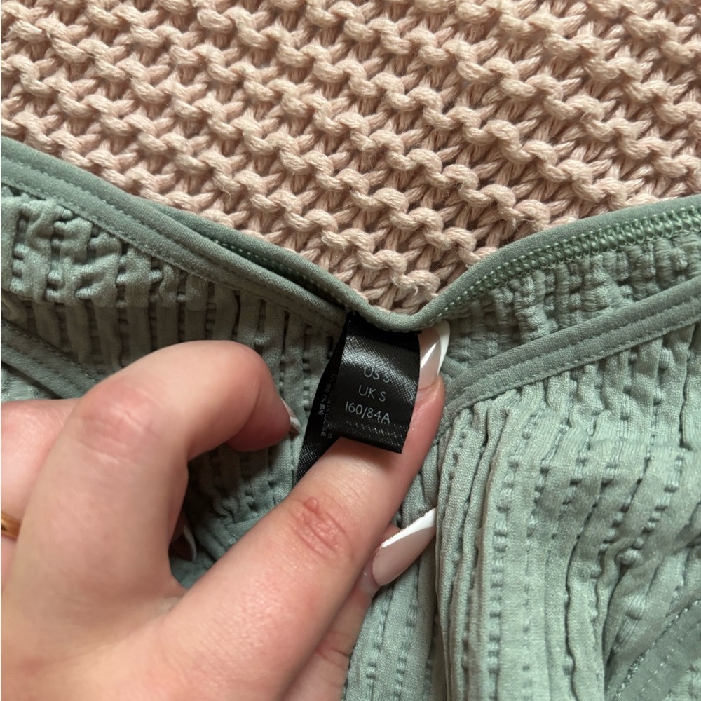 Green Ribbed Bikini Set - Picture 2 of 4